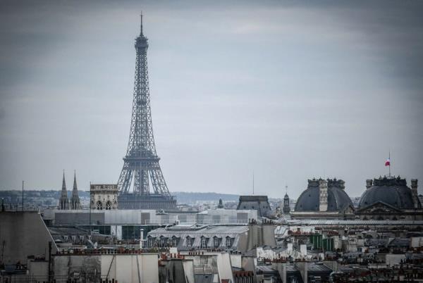 Safety worries for Paris balco<em></em>nies ahead of Olympics